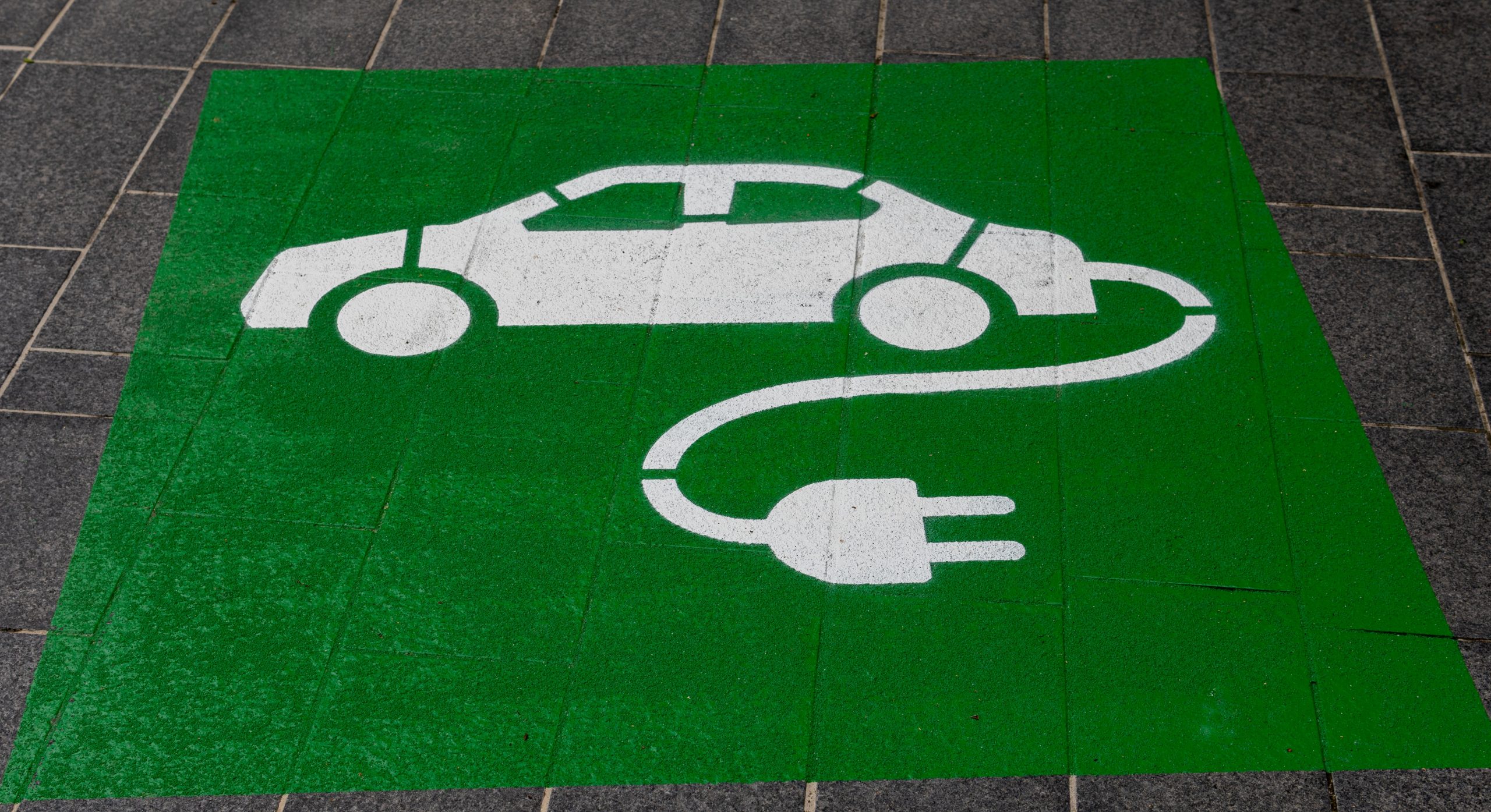 Italy lagging behind in Europe’s electric vehicle transition