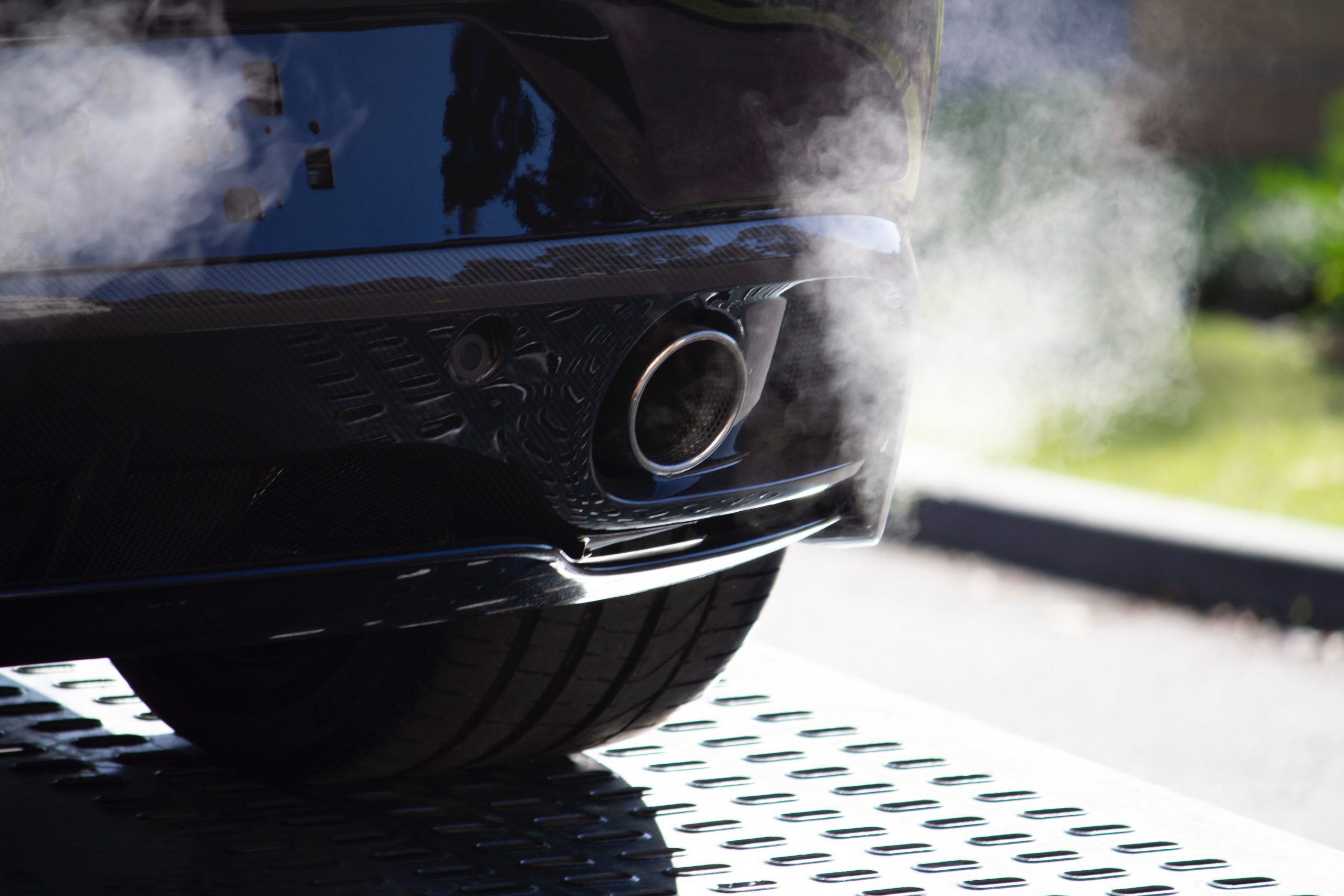 Is EU vehicle emissions policy being driven by the automotive industry?